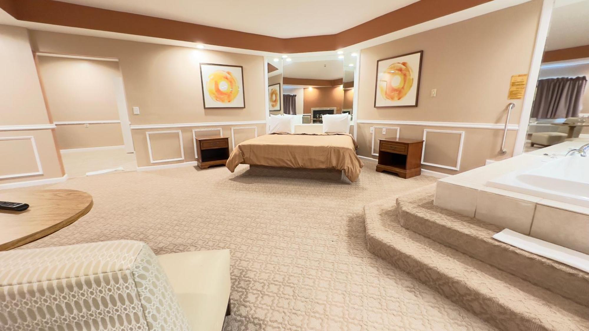 Hotel Of The Dove: Romantic Luxury With Jacuzzi & Fireplace 3*
