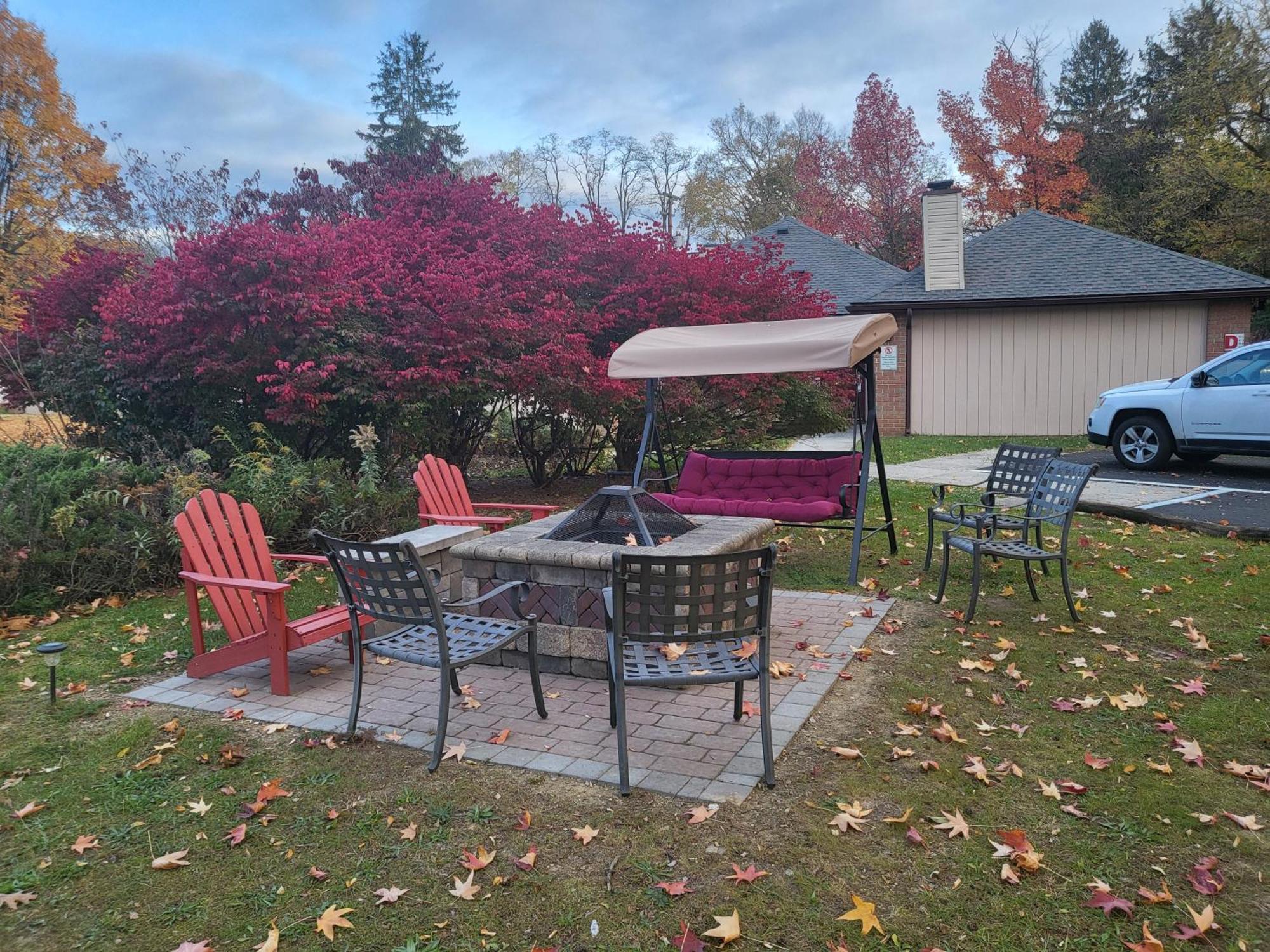 Of The Dove - Romantic Luxury With Jacuzzi & Fireplace At Harrisburg-hershey-philadelphia, Pa Hotel 3*